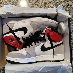 Jordan 1 Retro OG (gs) Smoke Grey